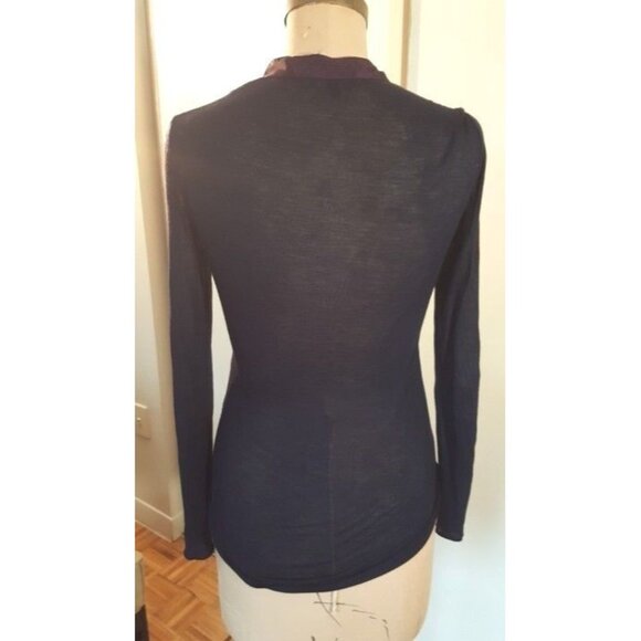 Aritzia BABATON silk blend navy & purple long sleeve V neck top blouse tunic - Picture 6 of 11